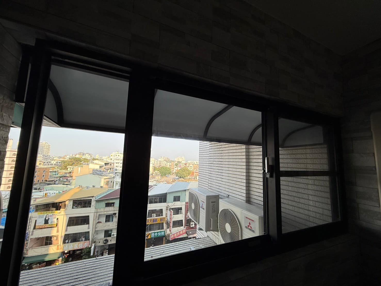 台南玄關門包框處理換新