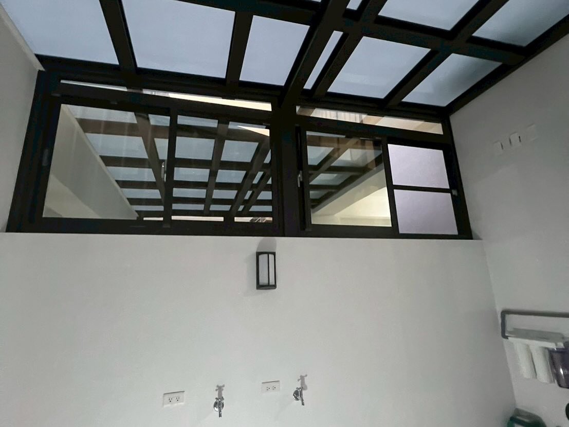 台南節能玻璃採光罩+隔間玻璃門