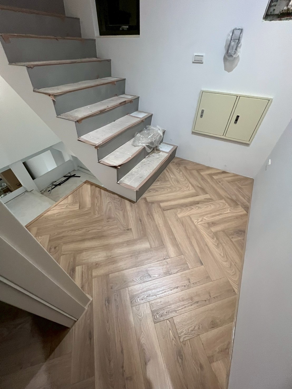 德國Kernon超耐磨木地板 人字貼造型