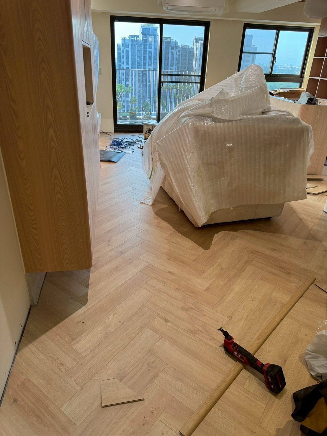 德國Kernon超耐磨木地板 人字貼造型